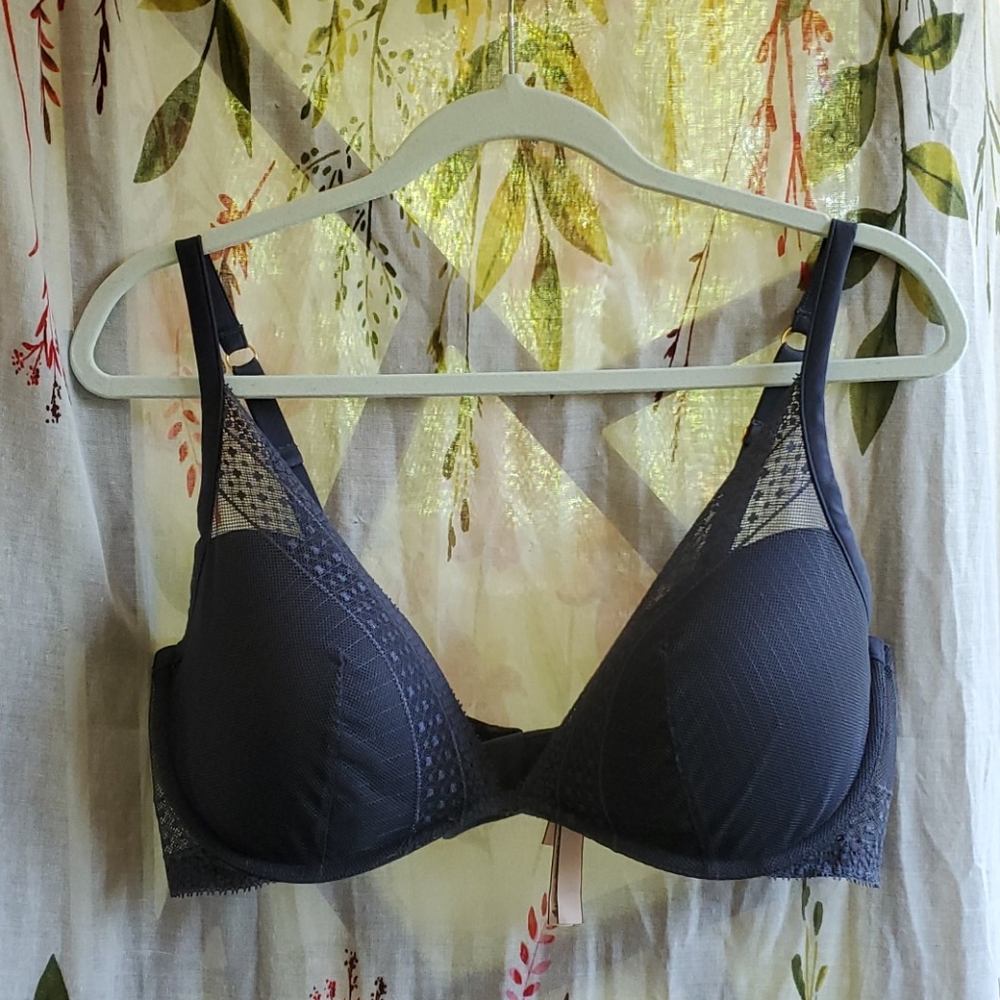 VS Plunge Bra